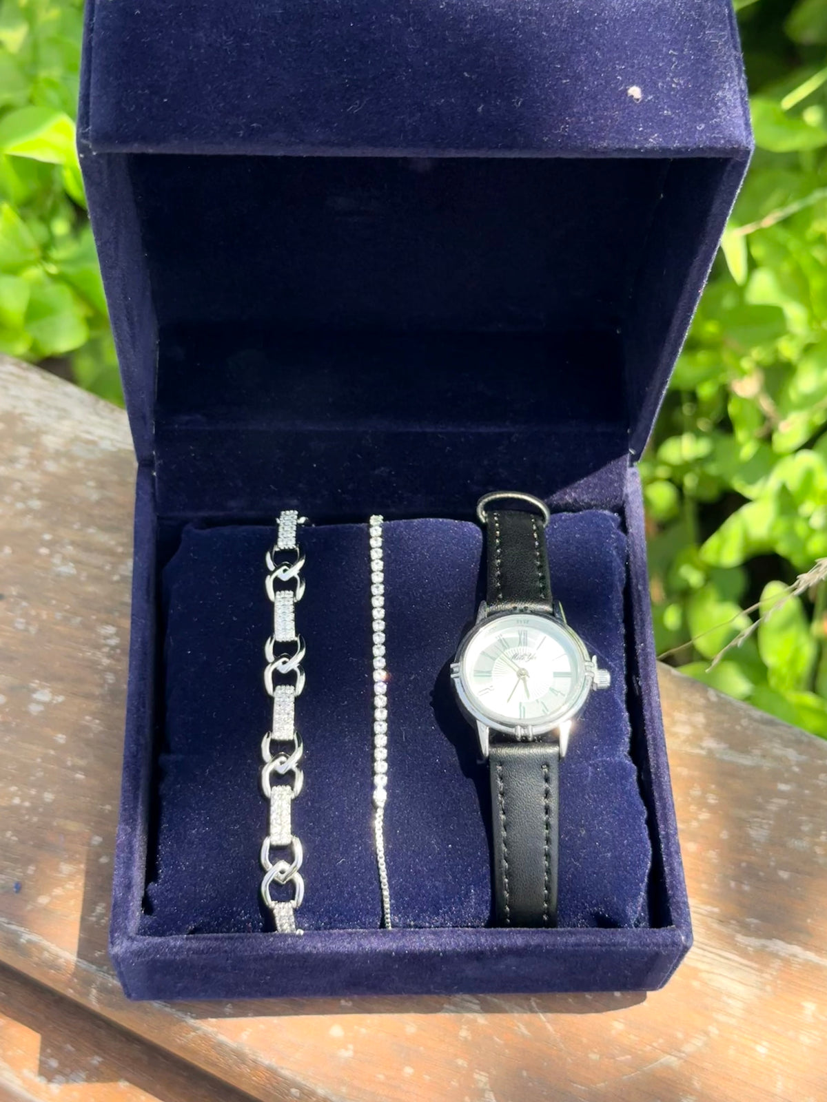 PACK ISABELLA :Coffret de 3 pièces: Montre + Gourmette + rivière + Coffret CADEAU🎀 + Packaging Offert 🎁