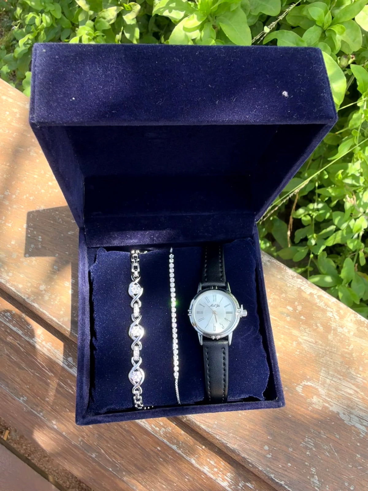 PACK AURABELLA :Coffret de 3 pièces: Montre + Gourmette + rivière + Coffret CADEAU🎀 + Packaging Offert 🎁