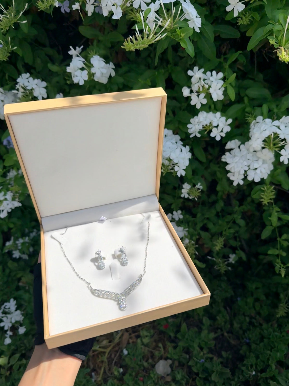 ALICE : Ensemble Collier avec ses boucles+ Coffret CADEAU🎁