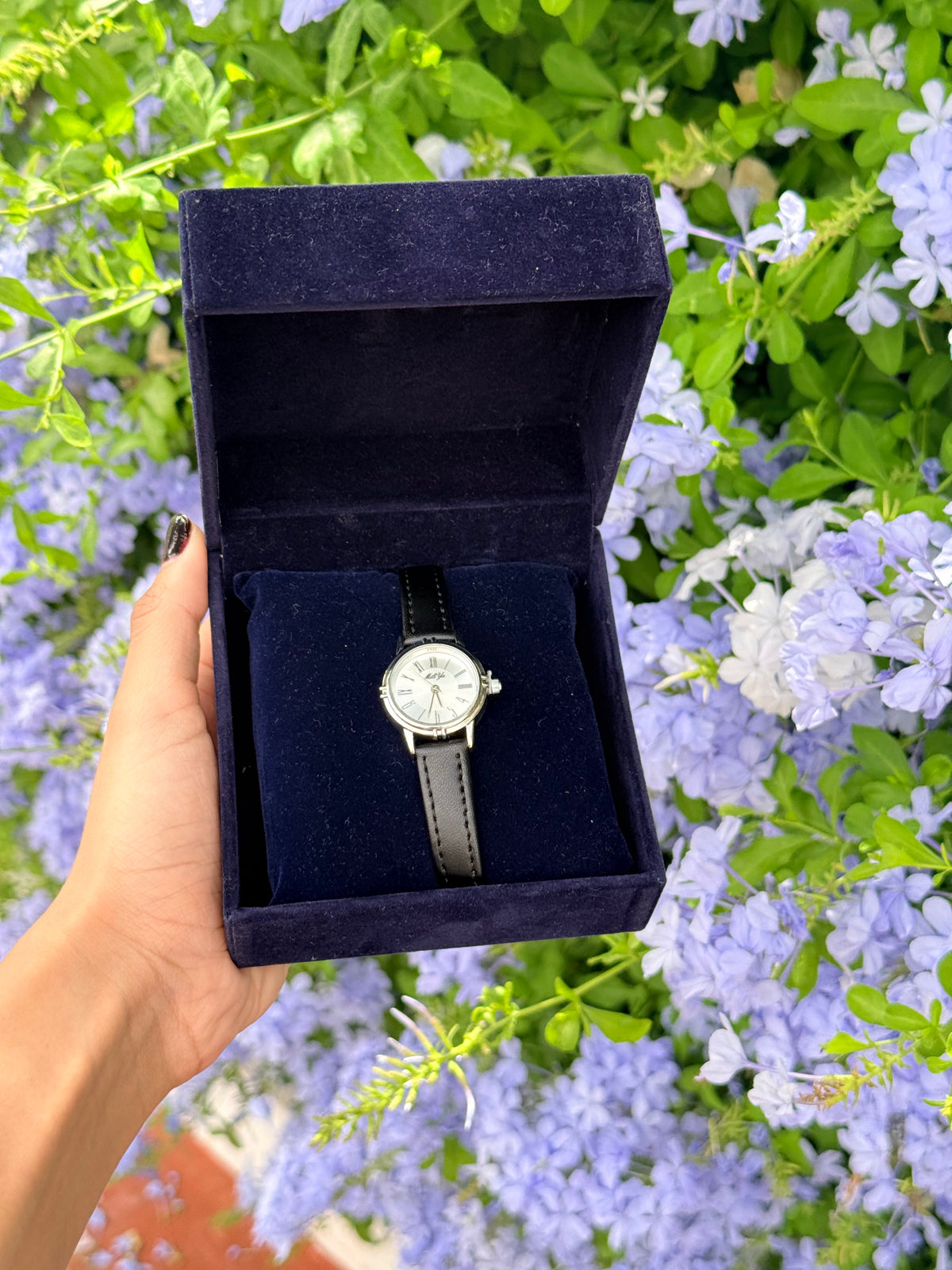 Montre Miliya Cuir – Noir & Argent + Coffret CADEAU🎀 + Packaging Offert 🎁