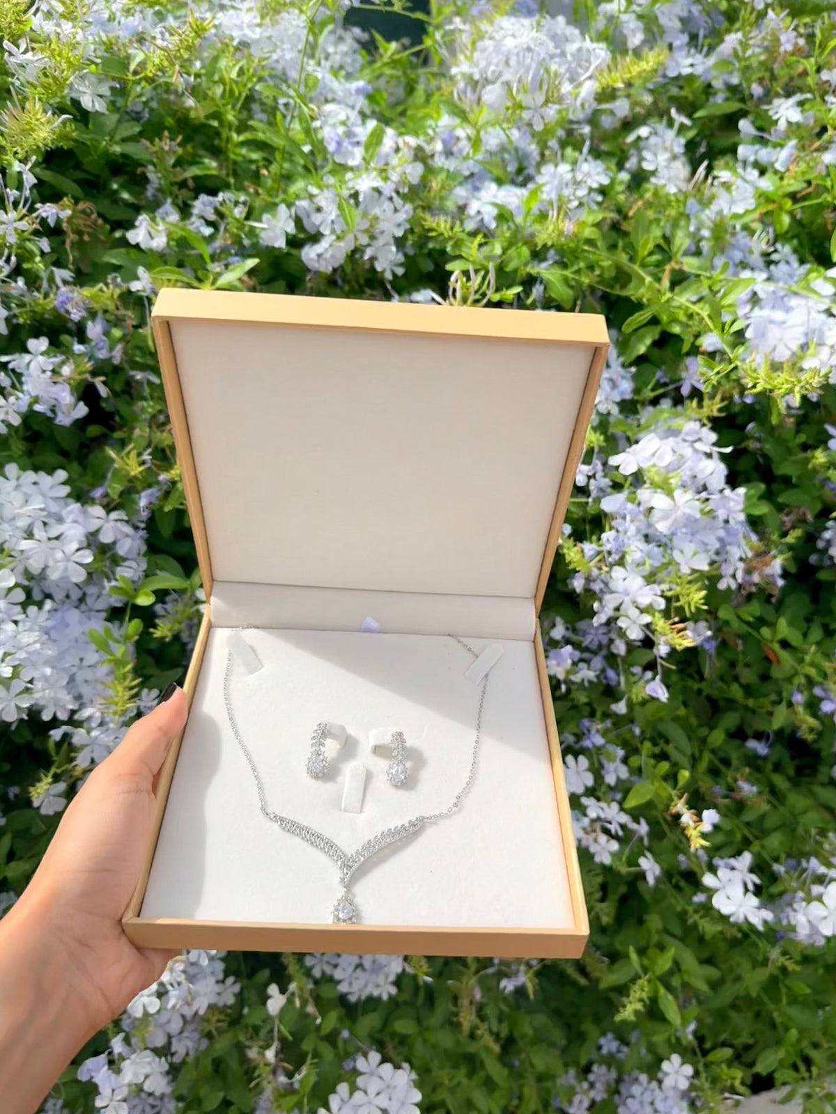 RAPUNZEL : Ensemble Collier avec ses boucles+ Coffret CADEAU🎁