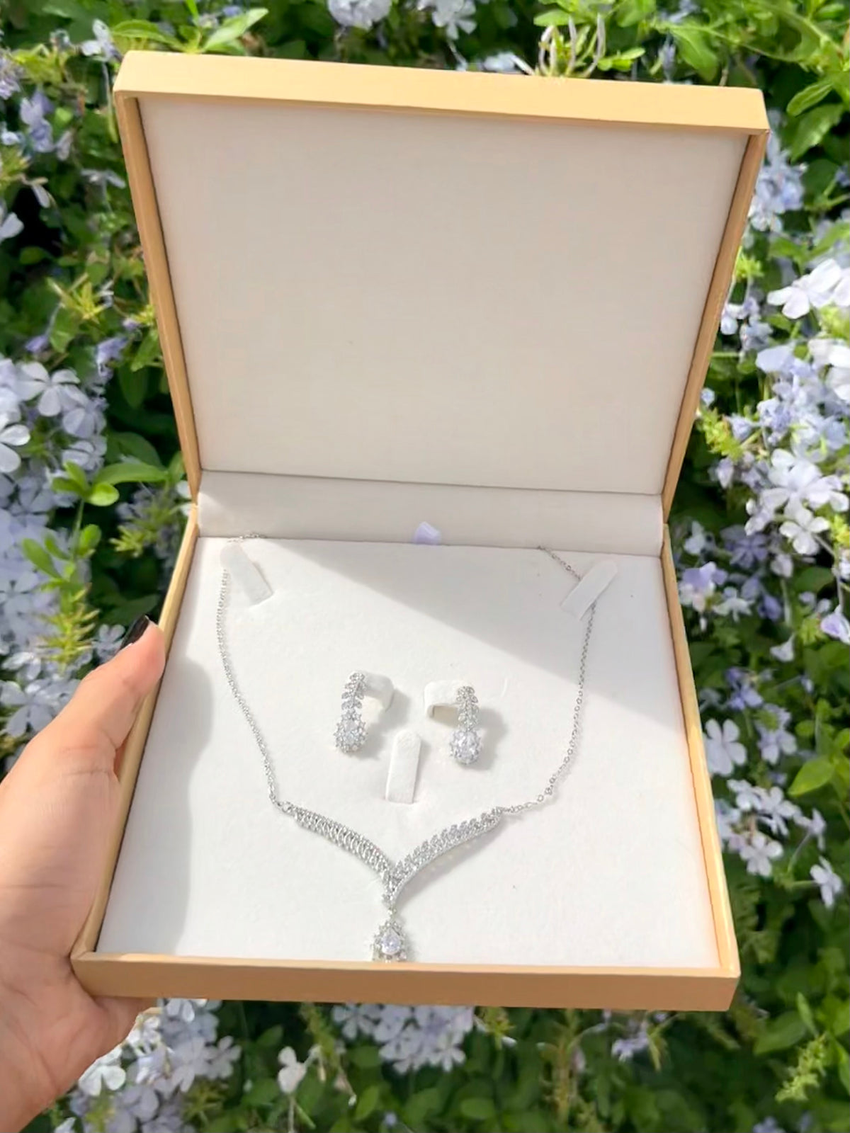RAPUNZEL : Ensemble Collier avec ses boucles+ Coffret CADEAU🎁