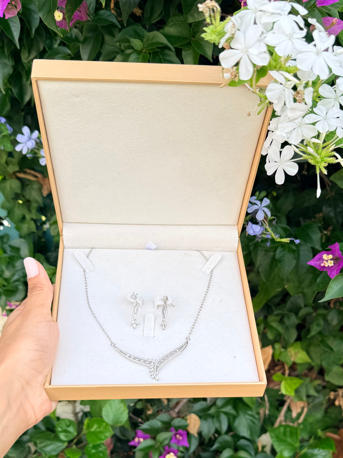 CINDERELLA : Ensemble Collier avec ses boucles + Coffret CADEAU🎁